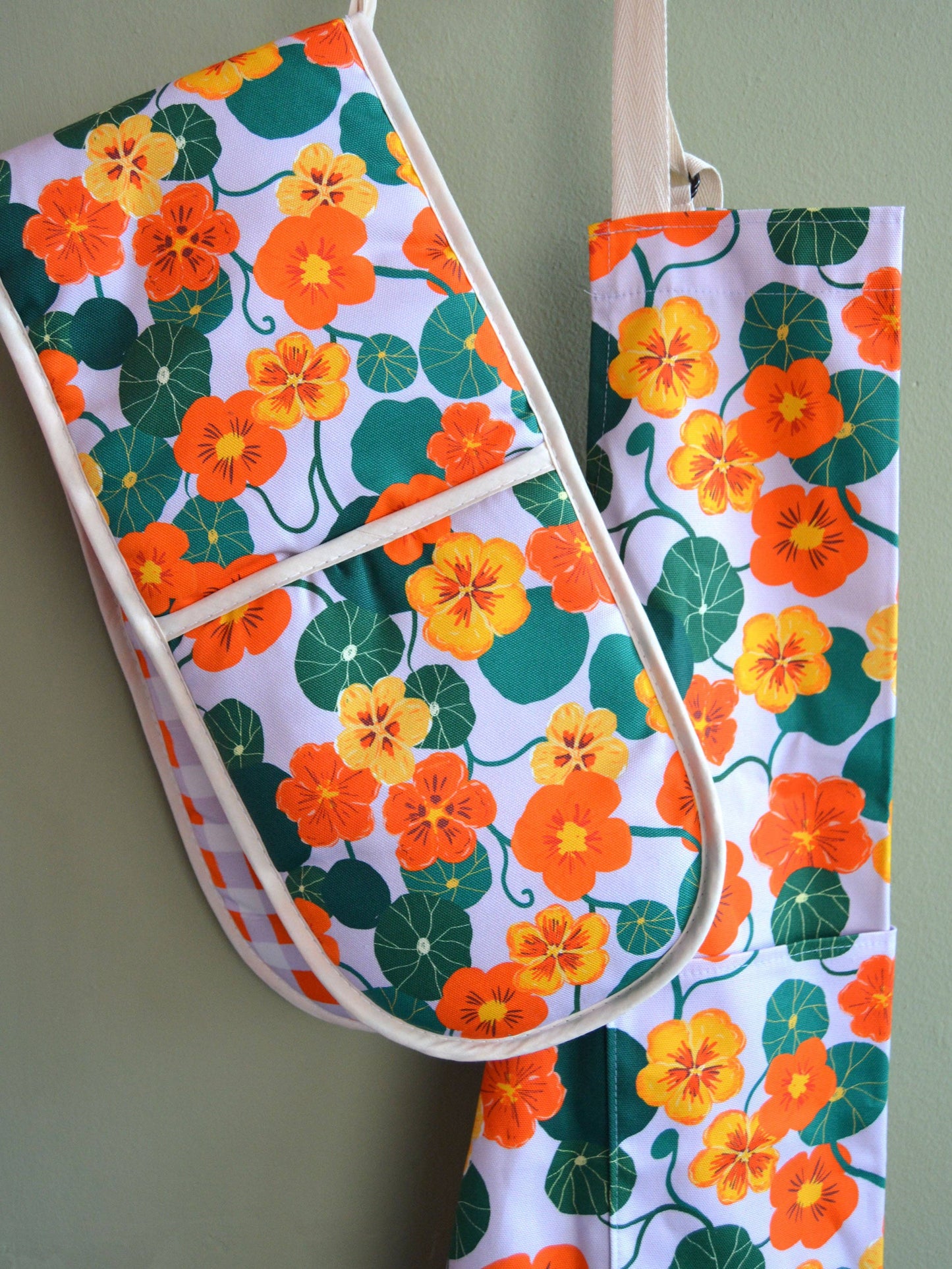 Nasturtiums Organic Cotton Oven Gloves