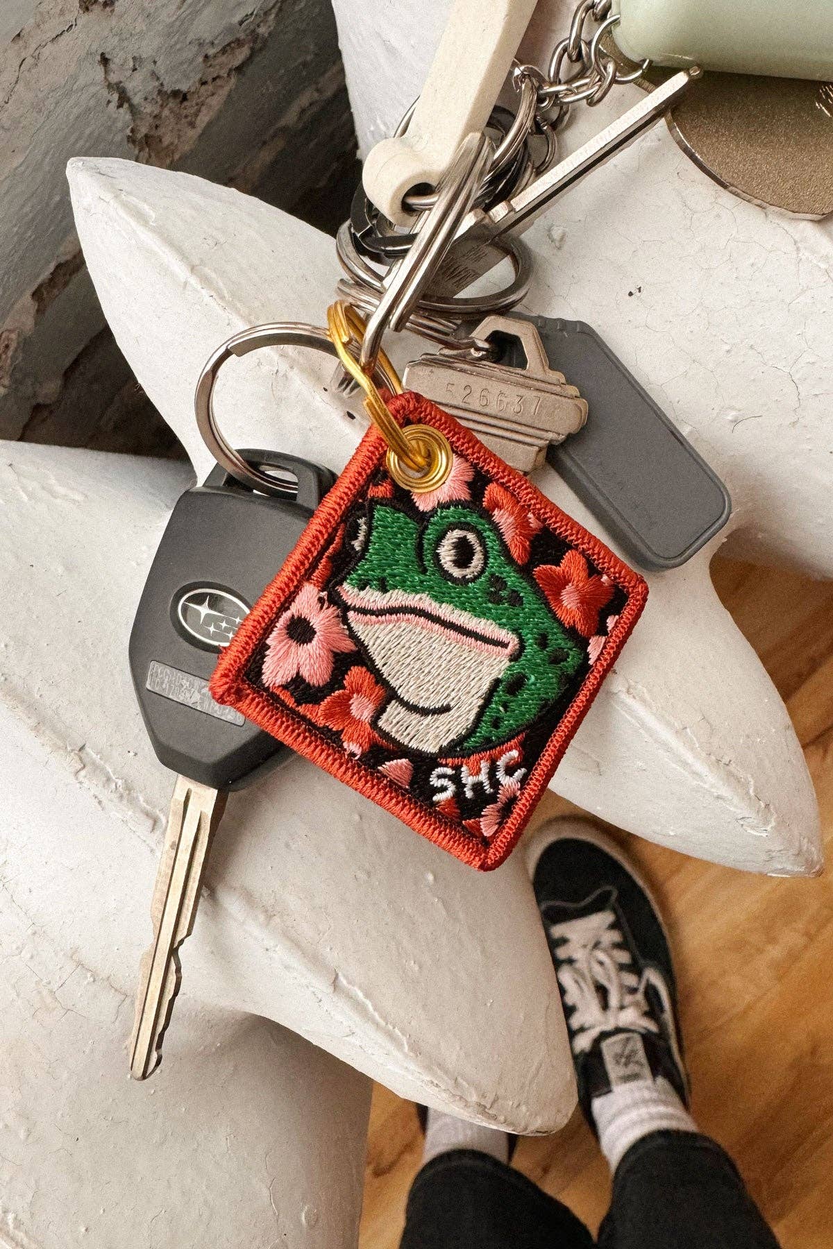 Froggy - Embroidered Keychain