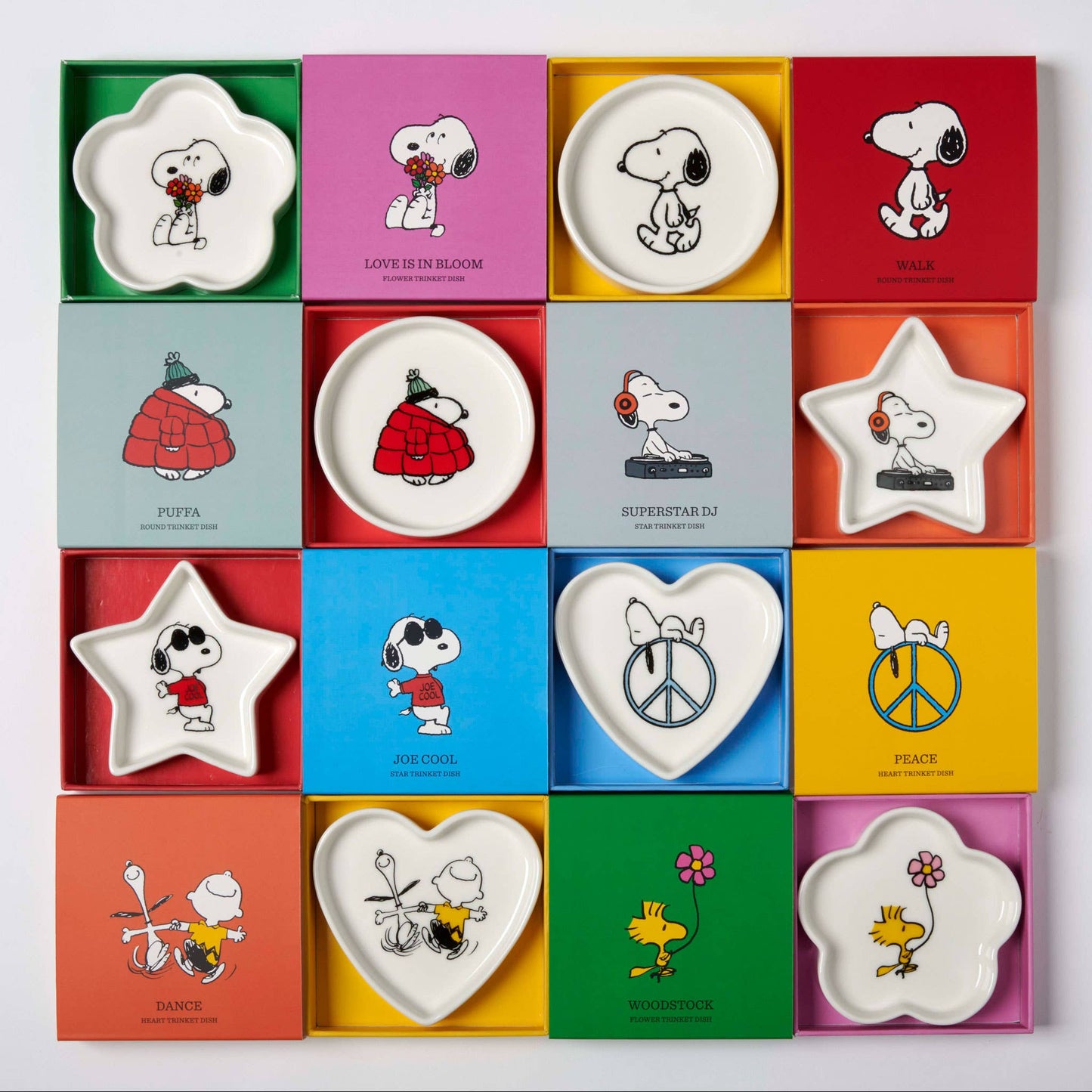 Woodstock Holding A Flower Shaped Trinket Dish
